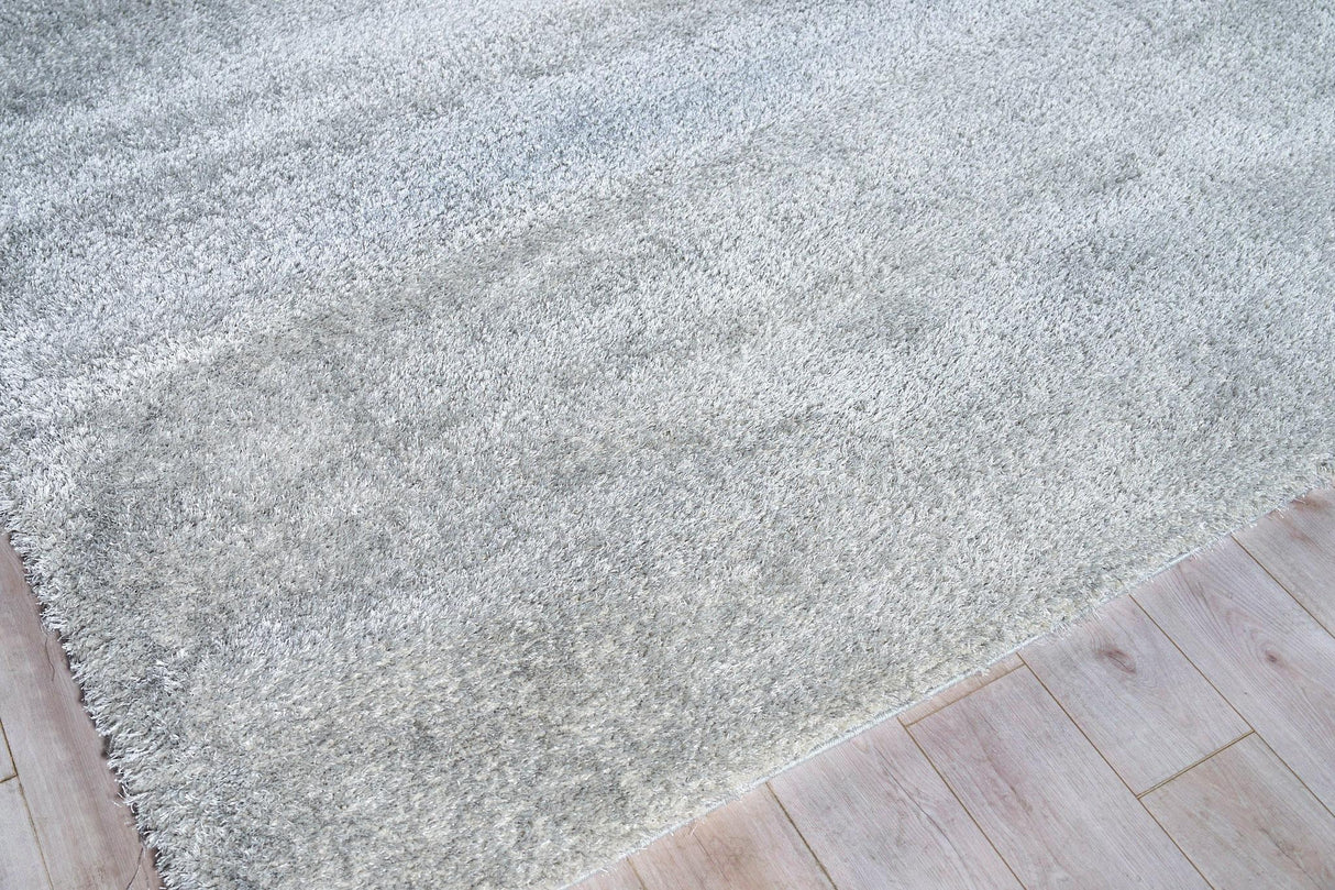 Exquisite Rugs Luxe Shag Power-loomed Polyester/Microfiber 5482 Silver 4' x 6' Area Rug