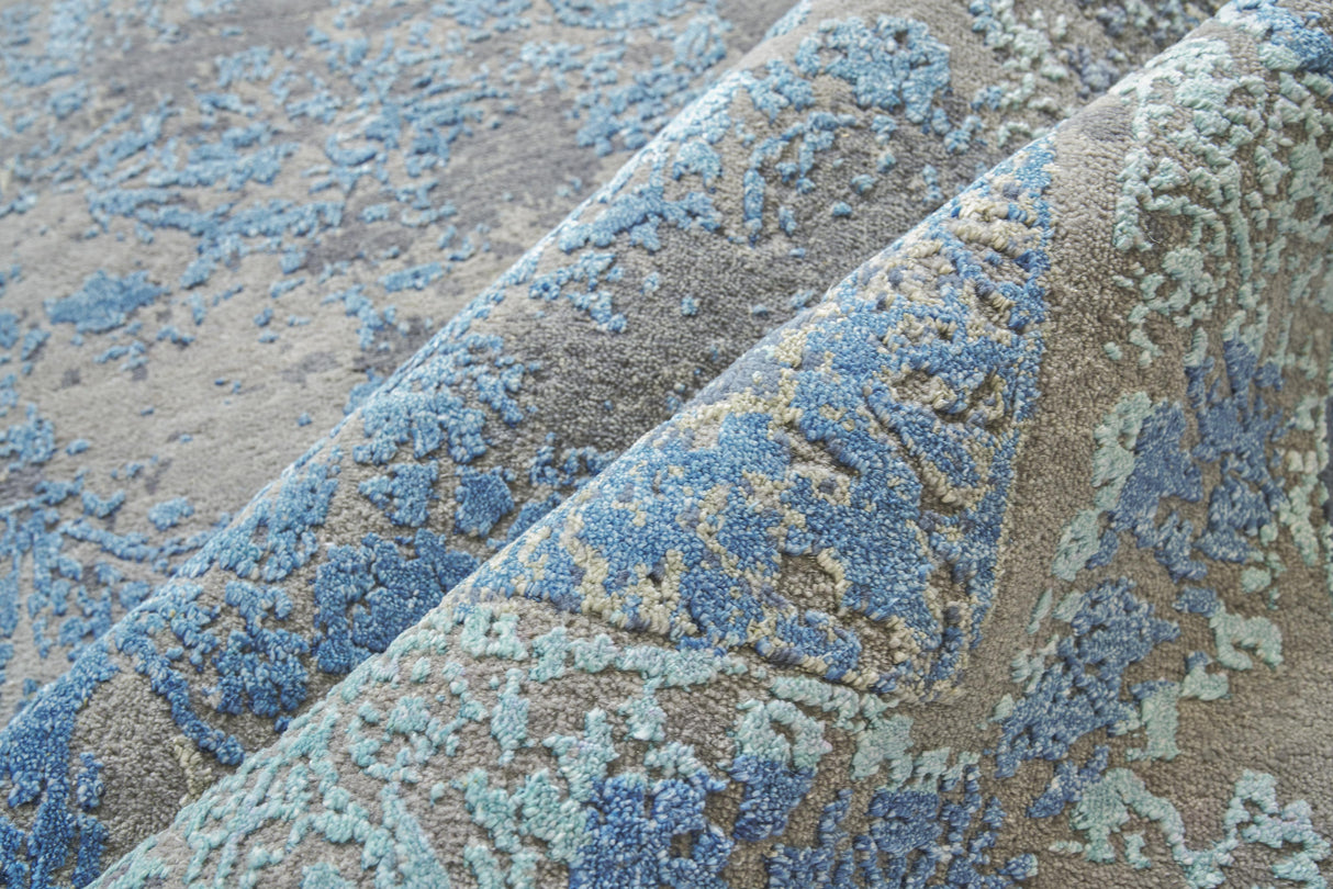 Exquisite Rugs Maison Hand-knotted Wool/Bamboo Silk 2470 Gray/Blue 8' x 10' Area Rug