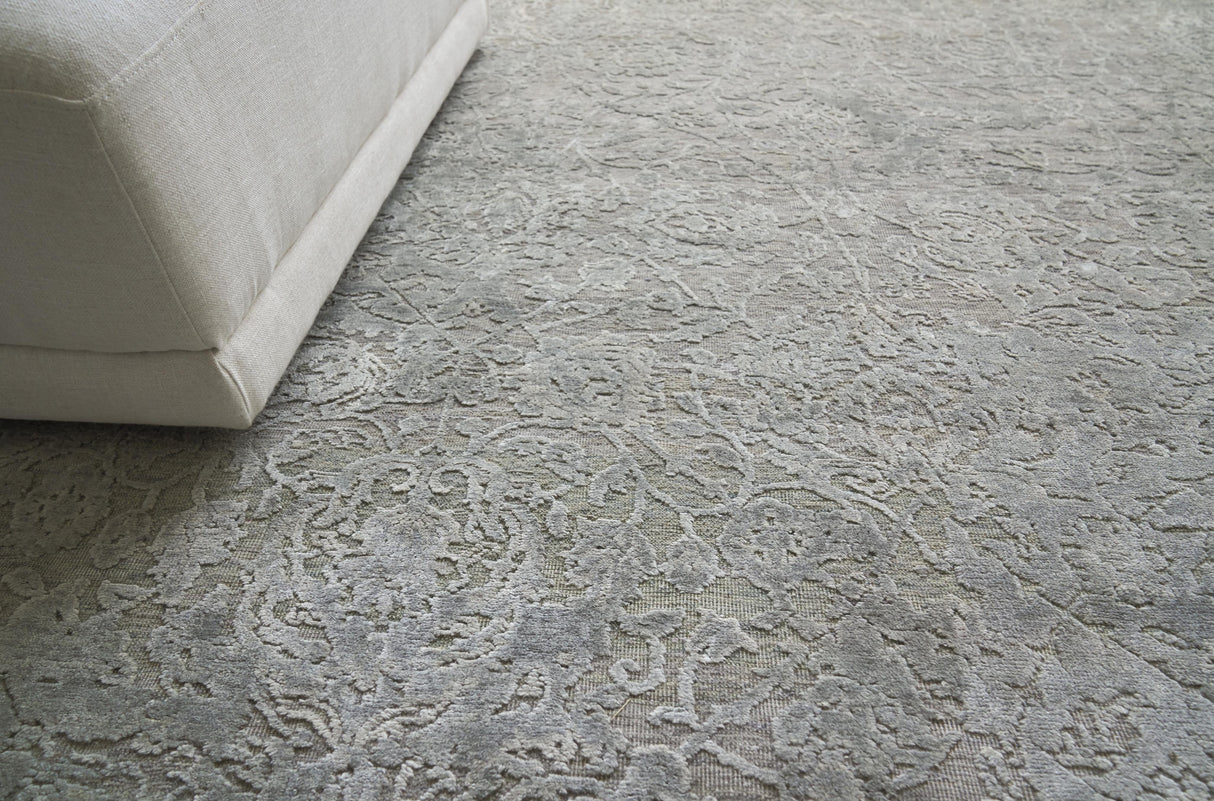 Exquisite Rugs Meena Hand-knotted Wool/Silk 2468 Silver/Gray 6' x 9' Area Rug