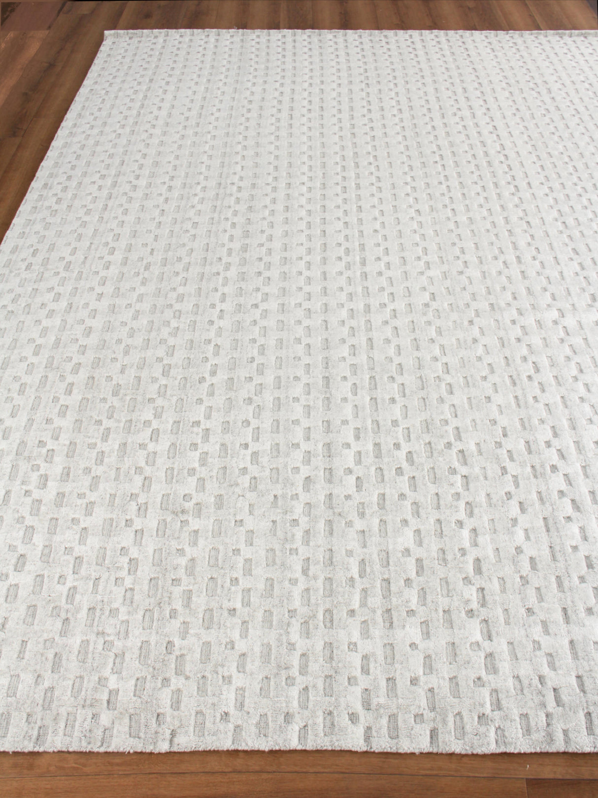 Exquisite Rugs Monroe Silk Hand-loomed Bamboo Silk 3970 Ivory 14' x 18' Area Rug