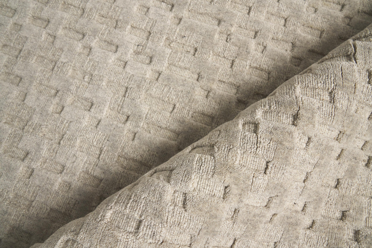 Exquisite Rugs Monroe Silk Hand-loomed Bamboo Silk 3971 Light Taupe 6' x 9' Area Rug
