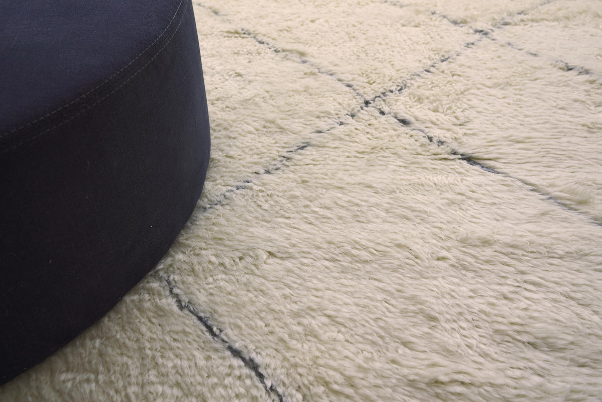 Exquisite Rugs Moroccan Hand-knotted New Zealand Wool 3854 Ivory/Gray 6' x 9' Area Rug