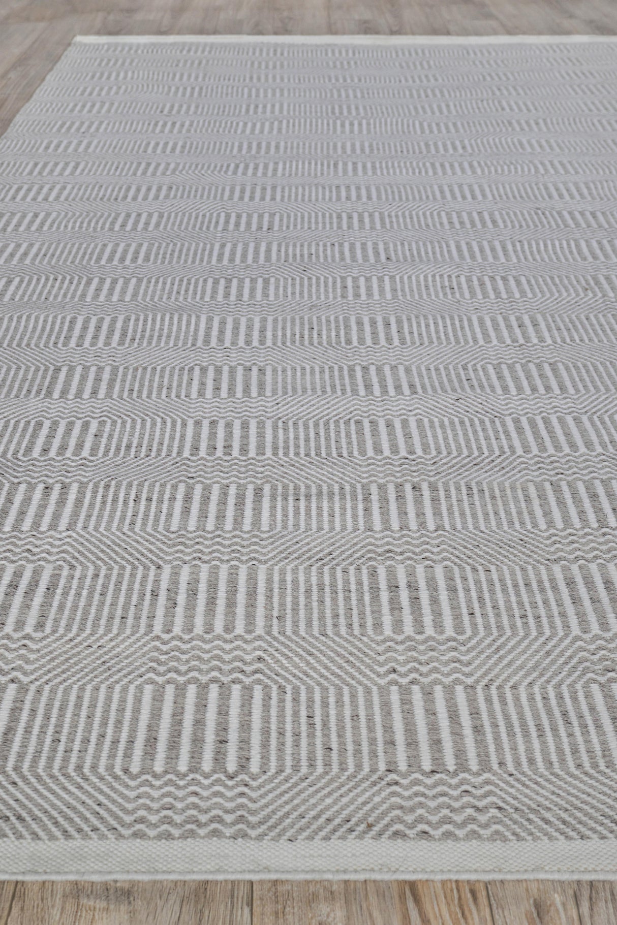 Exquisite Rugs Naples Indoor/Outdoor Flatweave PET yarn 4882 Ivory/Gray 5' x 8' Area Rug