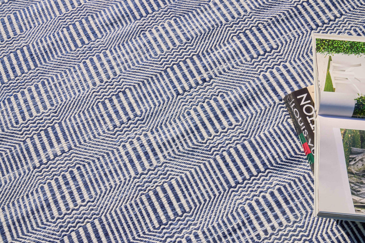 Exquisite Rugs Naples Indoor/Outdoor Flatweave PET yarn 4884 Ivory/Blue 12' x 15' Area Rug