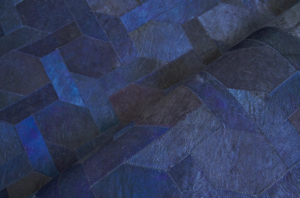 Exquisite Rugs Natural Hide Hand-stitched Leather Hide 2158 Blue 5' x 8' Area Rug