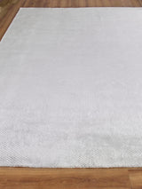 Exquisite Rugs Pearl Hand-loomed Bamboo Silk 4417 Silver 8' x 10' Area Rug