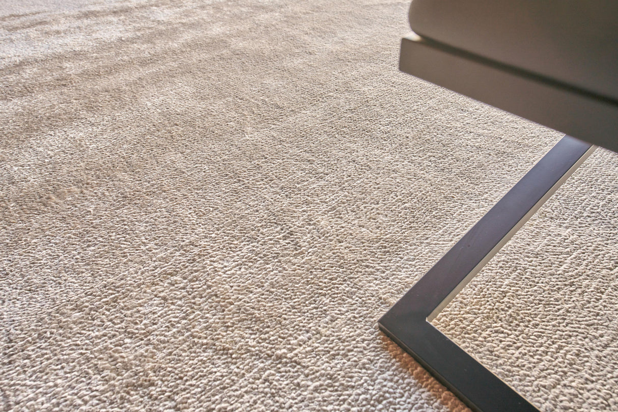Exquisite Rugs Plush Hand-knotted Bamboo Silk/Mohair 4395 Light Beige 8' x 10' Area Rug