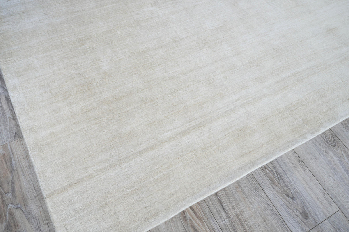 Exquisite Rugs Purity Hand-loomed Bamboo Silk 9913 Ivory 8' x 10' Area Rug