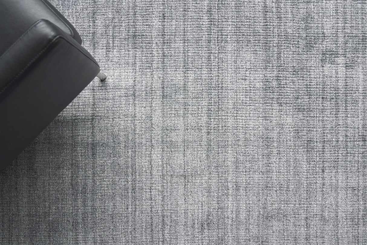Exquisite Rugs Robin Hand-loomed Bamboo Silk/Wool 3780 Charcoal 10' x 14' Area Rug