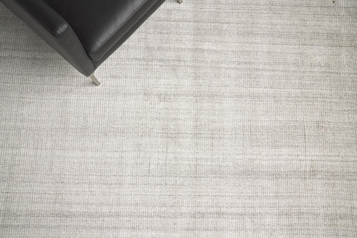 Exquisite Rugs Robin Hand-loomed Bamboo Silk/Wool 3781 Silver 10' x 14' Area Rug