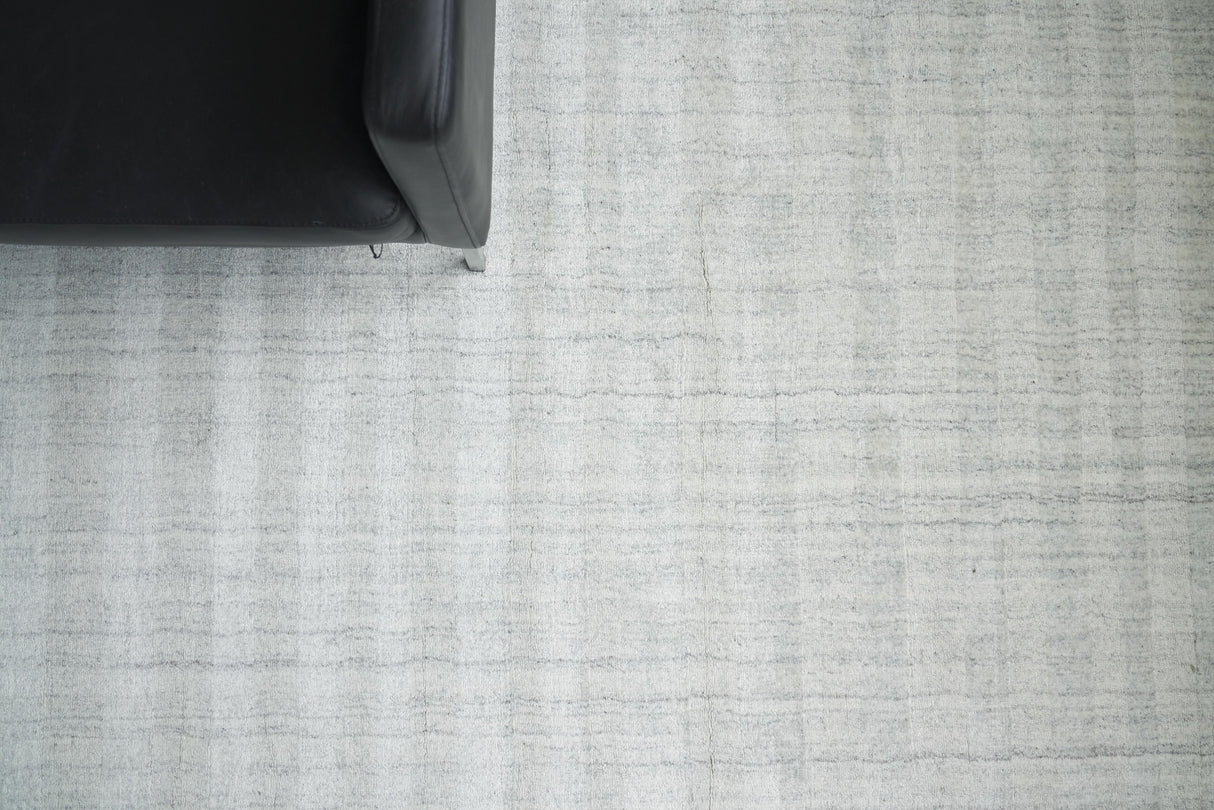 Exquisite Rugs Robin Stripe Hand-loomed Bamboo Silk/Wool 3783 Ivory/Gray 10' x 14' Area Rug