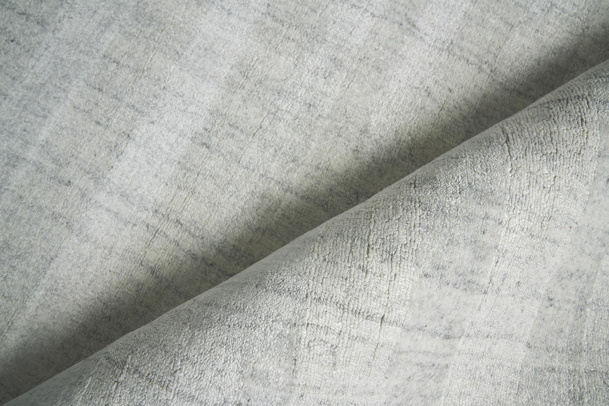 Exquisite Rugs Robin Stripe Hand-loomed Bamboo Silk/Wool 3783 Ivory/Gray 6' x 9' Area Rug