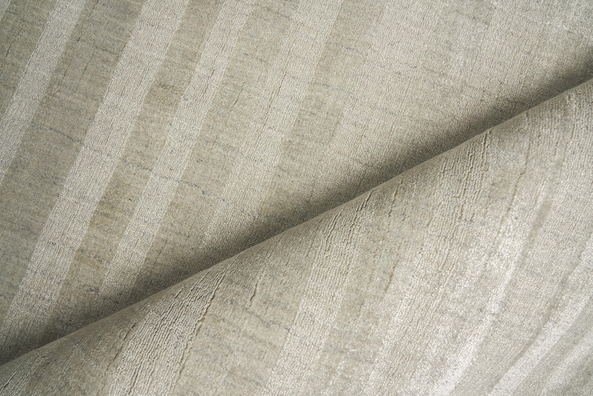 Exquisite Rugs Robin Stripe Hand-loomed Bamboo Silk/Wool 3784 Taupe 9' x 12' Area Rug