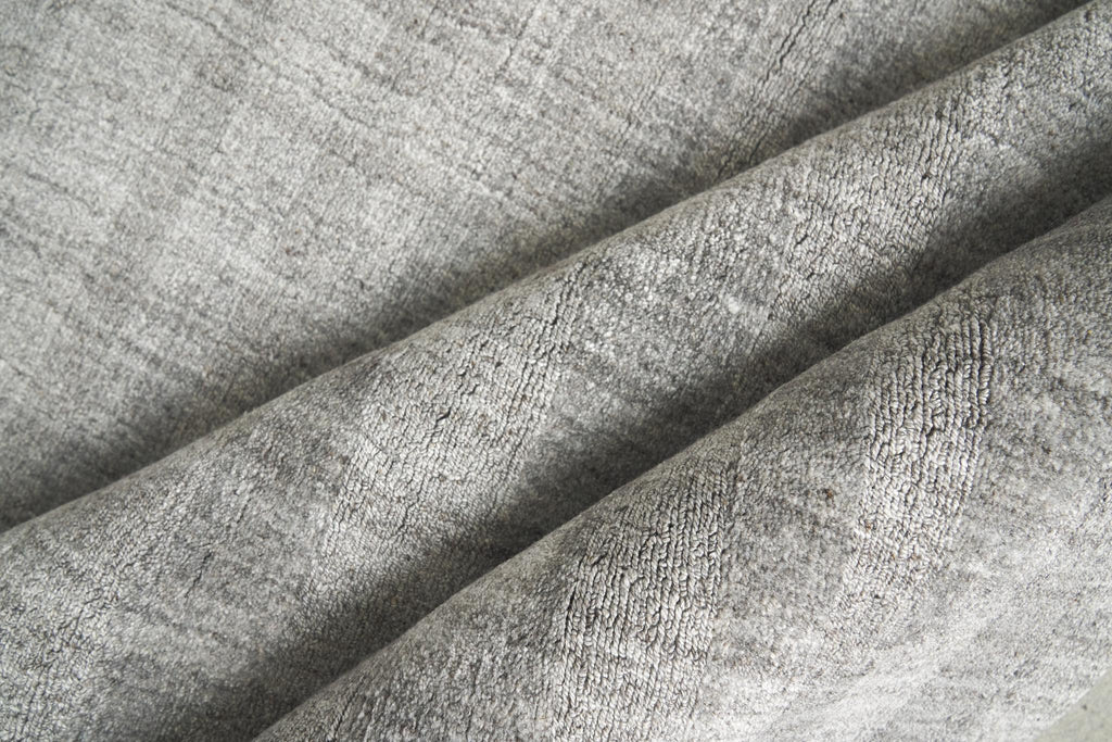 Exquisite Robin Stripe Hand-loomed Bamboo Silk/Wool Gray Area Rug 8.0'X10.0' Rug