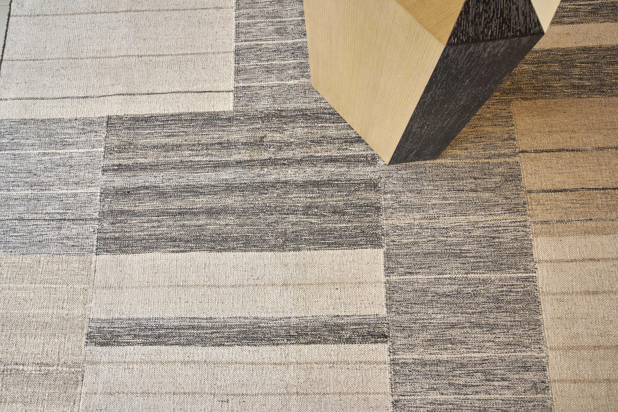 Exquisite Rugs Scandinavian Hand-loomed New Zealand Wool 4591 Ivory/Blue/Gray 5' x 8' Area Rug