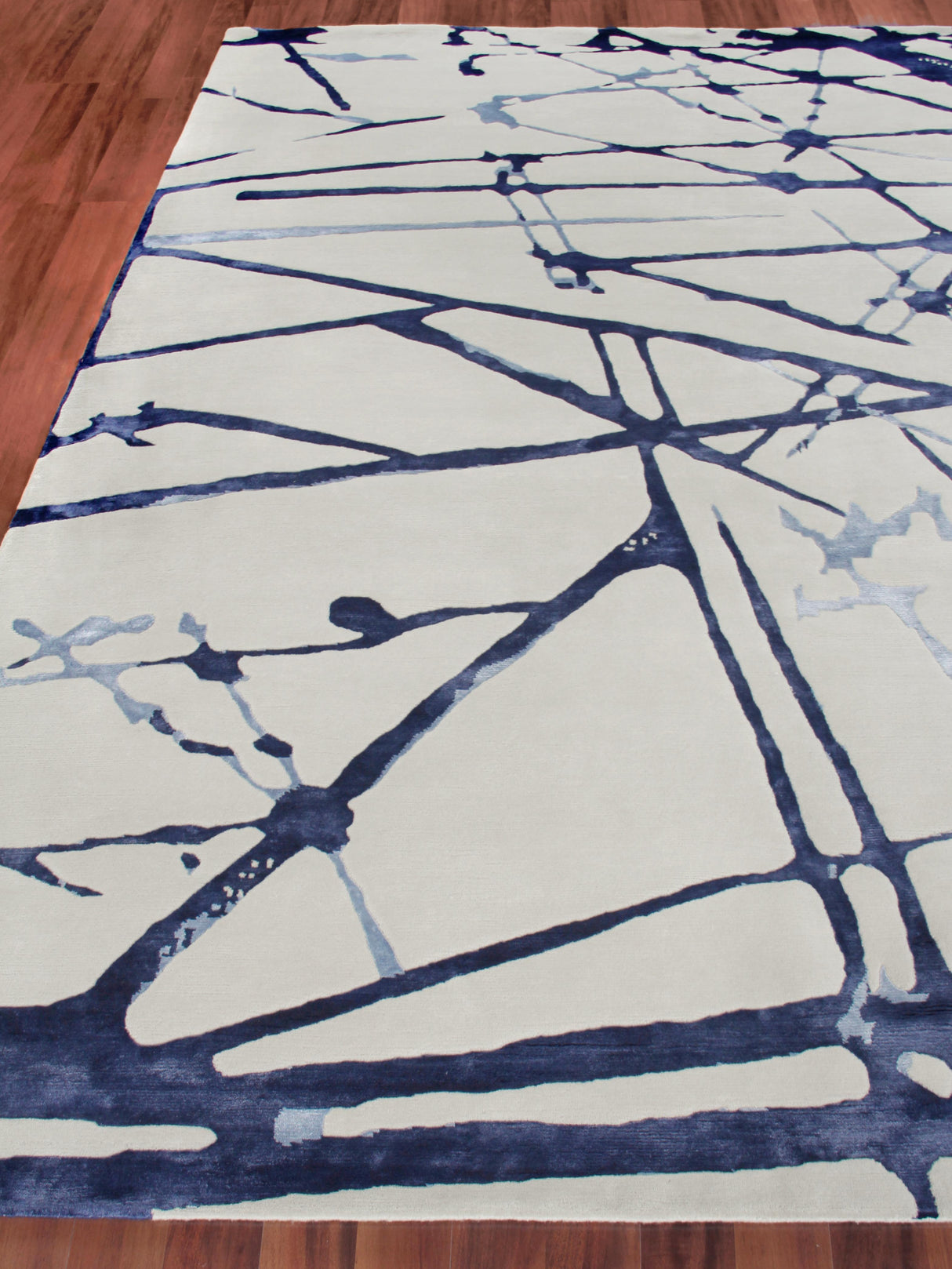 Exquisite Rugs Space Age Hand-knotted Wool/Bamboo Silk 2426 Gray/Royal Blue/Navy 10' x 14' Area Rug