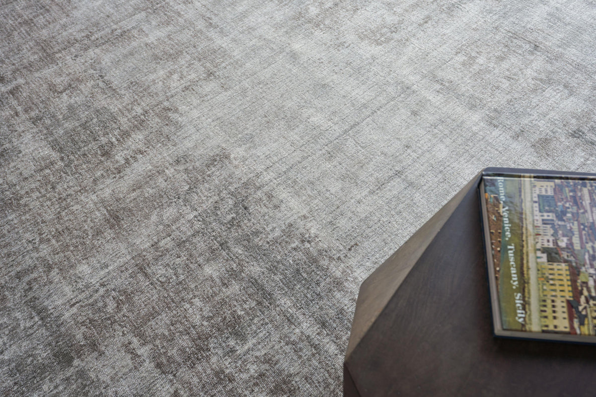 Exquisite Rugs Stone Wash Gazni Hand-loomed Wool/Bamboo Silk 4970 Silver/Taupe 9' x 12' Area Rug