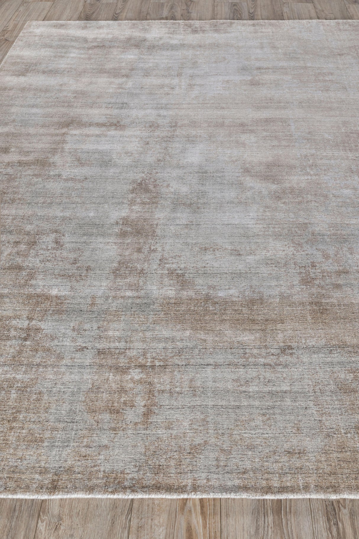 Exquisite Rugs Stone Wash Gazni Hand-loomed Wool/Bamboo Silk 4973 Terracota/Silver 10' x 14' Area Rug