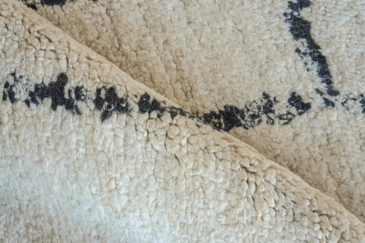 Exquisite Rugs Tahoe Hand-knotted Wool 5559 Ivory/Black 8' x 10' Area Rug