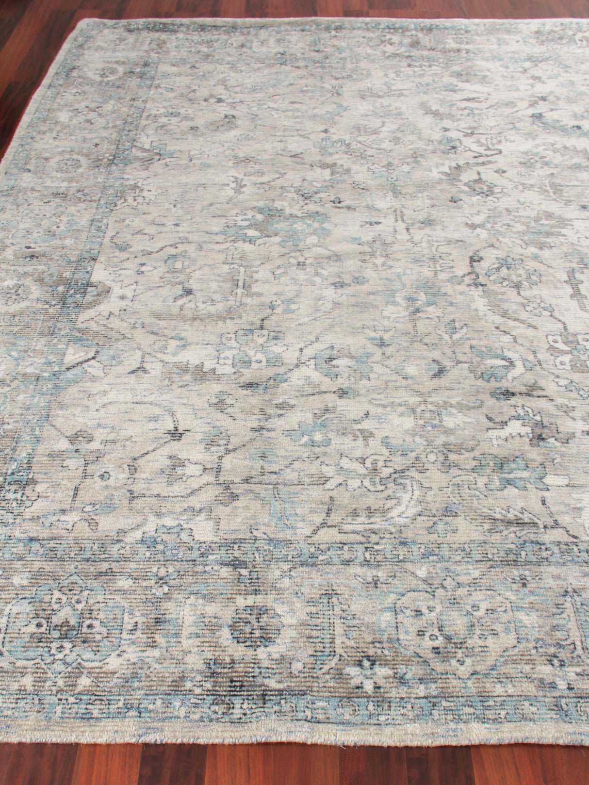 Exquisite Rugs Tuscany Hand-loomed Wool/Bamboo Silk 4104 Beige/Blue 12' x 15' Area Rug