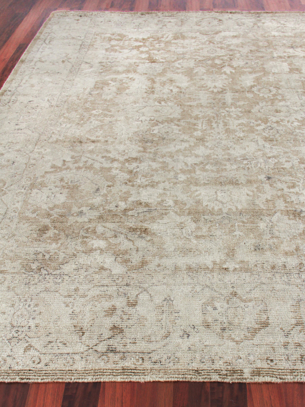 Exquisite Rugs Tuscany Hand-loomed Wool/Bamboo Silk 4106 Brown 10' x 14' Area Rug