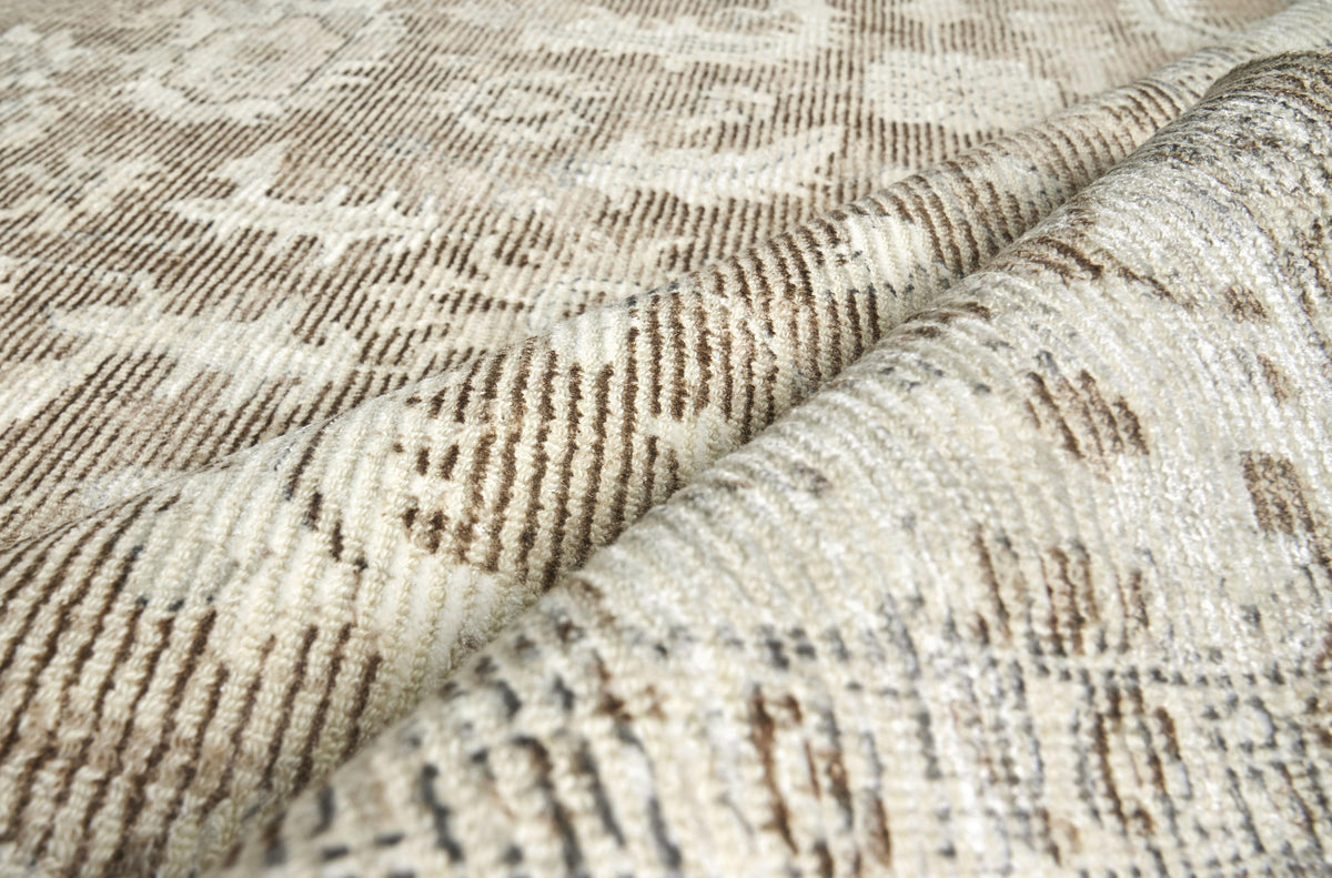 Exquisite Rugs Tuscany Hand-loomed Wool/Bamboo Silk 4106 Brown 10' x 14' Area Rug