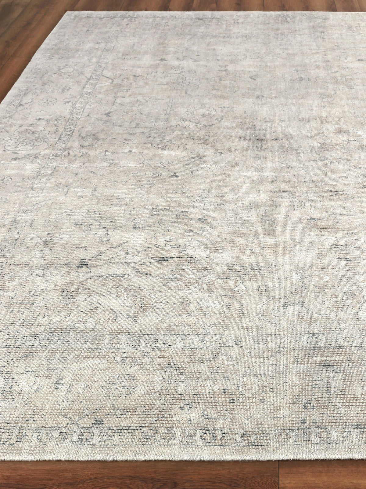 Exquisite Rugs Tuscany Hand-loomed Wool/Bamboo Silk 4107 Light Beige 14' x 18' Area Rug