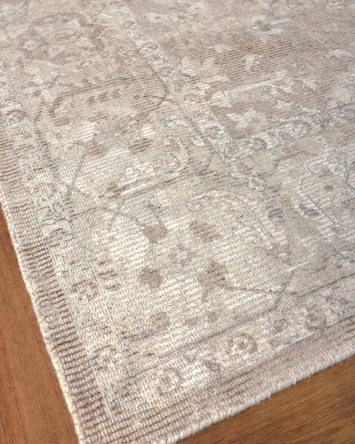 Exquisite Rugs Tuscany Hand-loomed Wool/Bamboo Silk 4108 Tan 10' x 14' Area Rug
