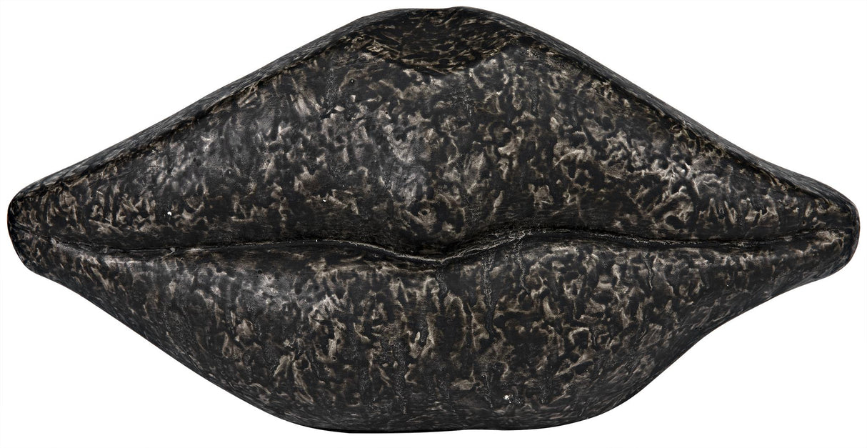 NOIR Lips Black Fiber Cement
