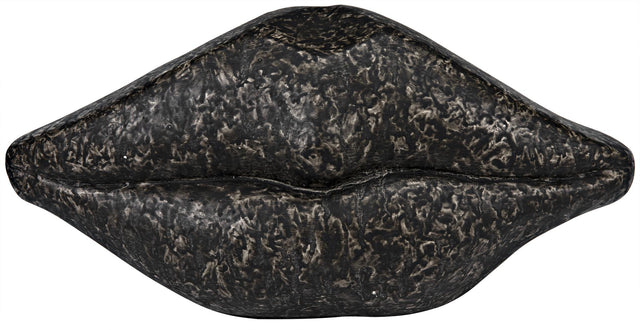 NOIR Lips Black Fiber Cement