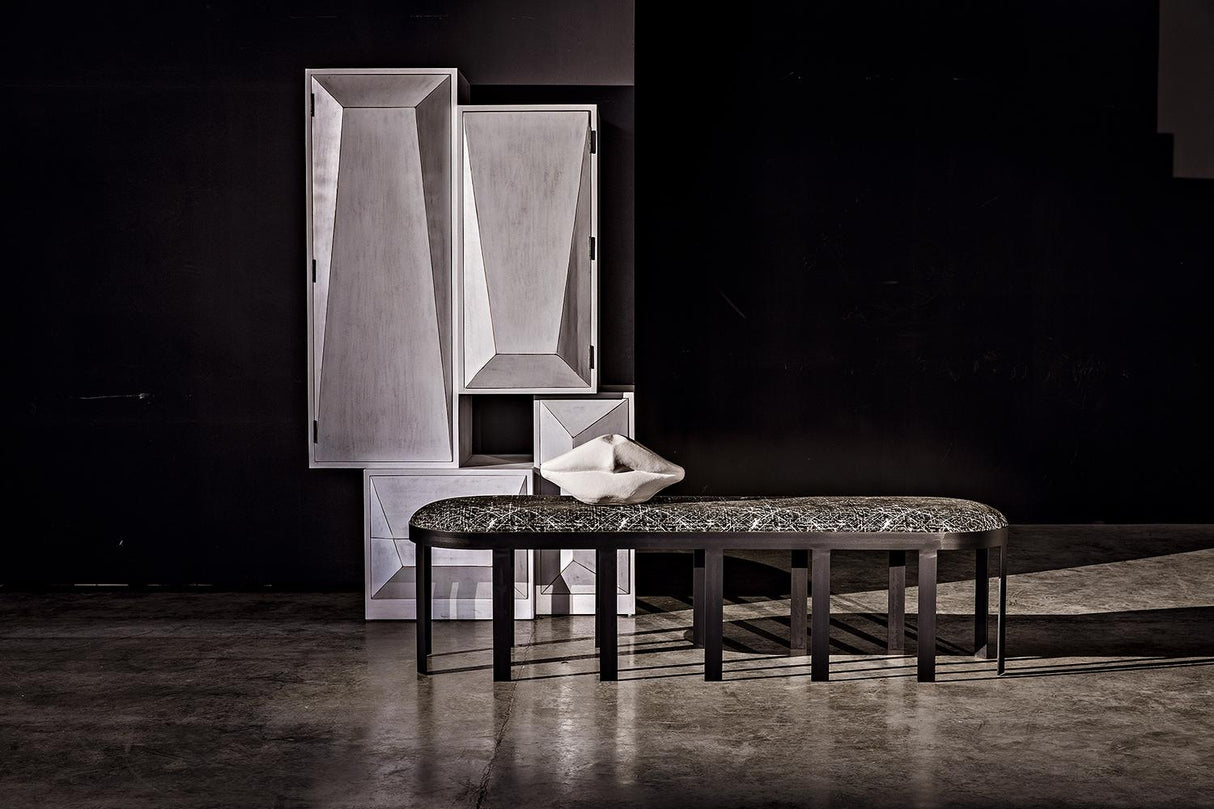 NOIR Lips White Fiber Cement