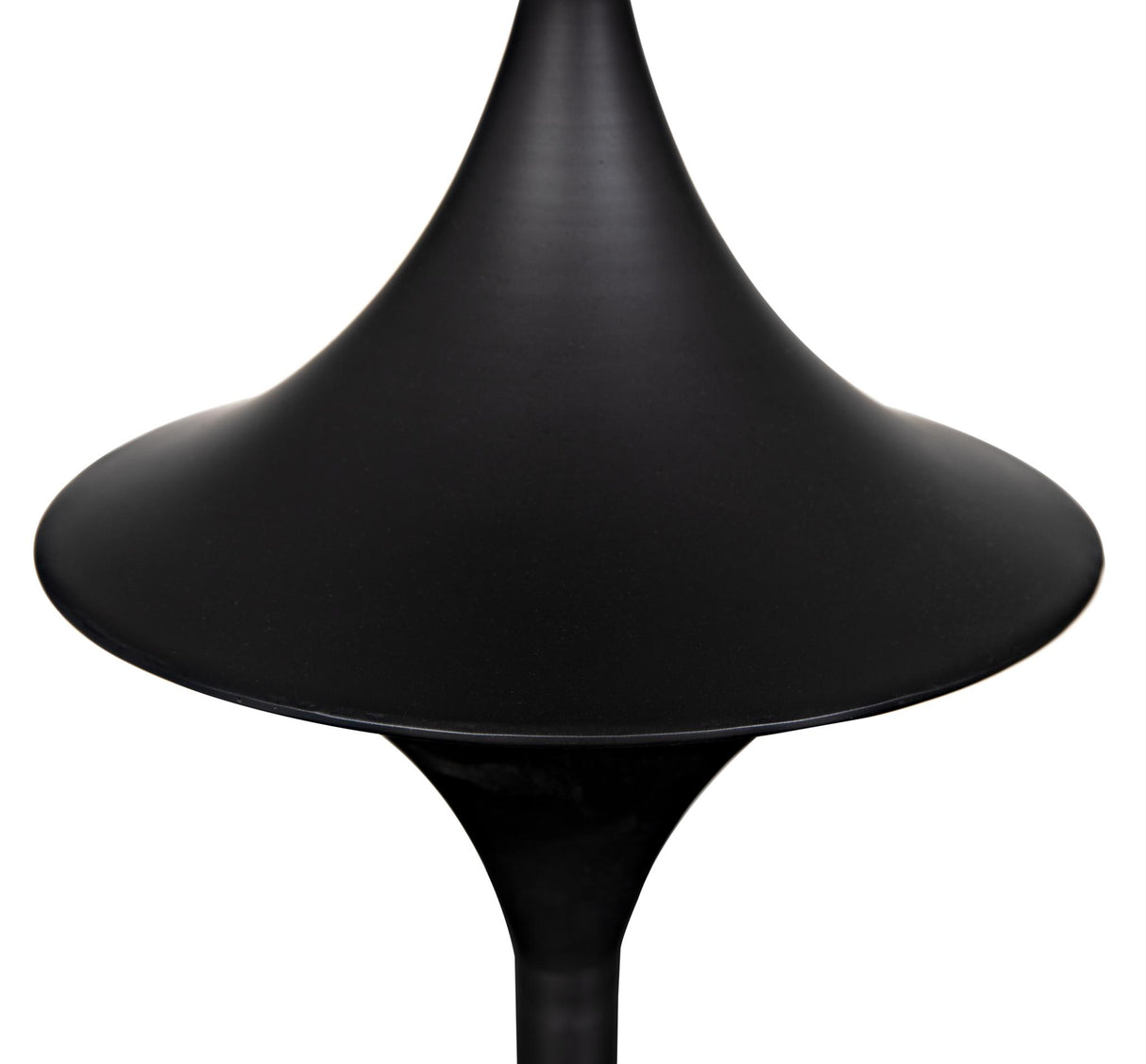 NOIR Wilder Lamp with Shade