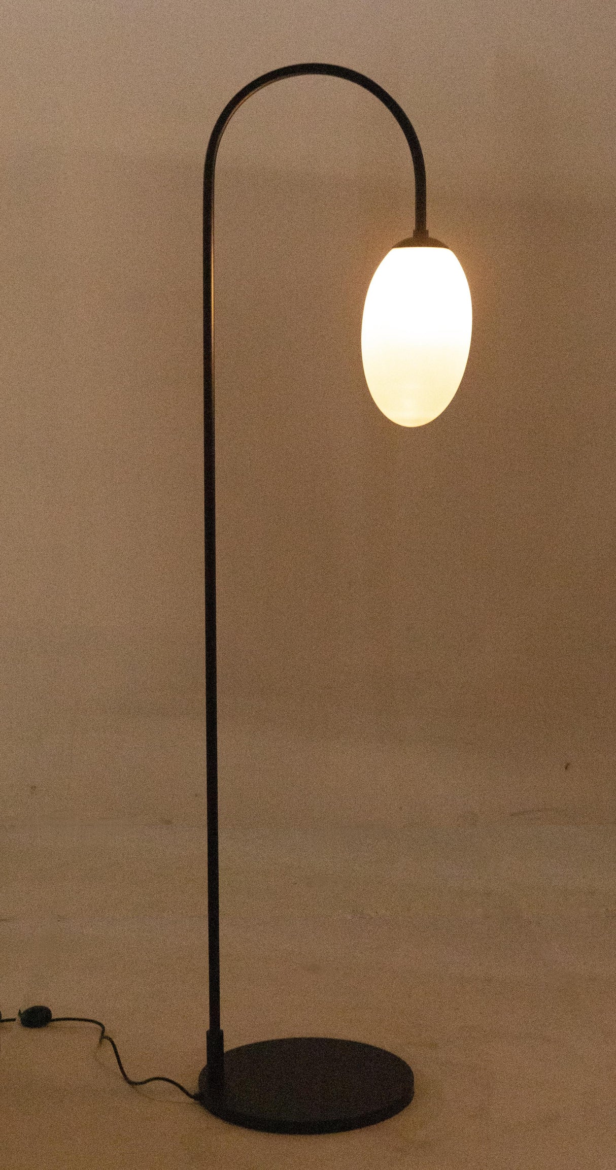 NOIR Swan Floor Lamp Black Steel