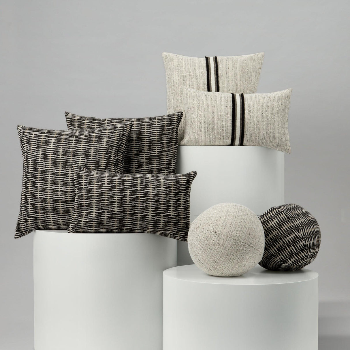 Elaine Smith Intertwine Ebony Black 20"x20" Decorative Pillow