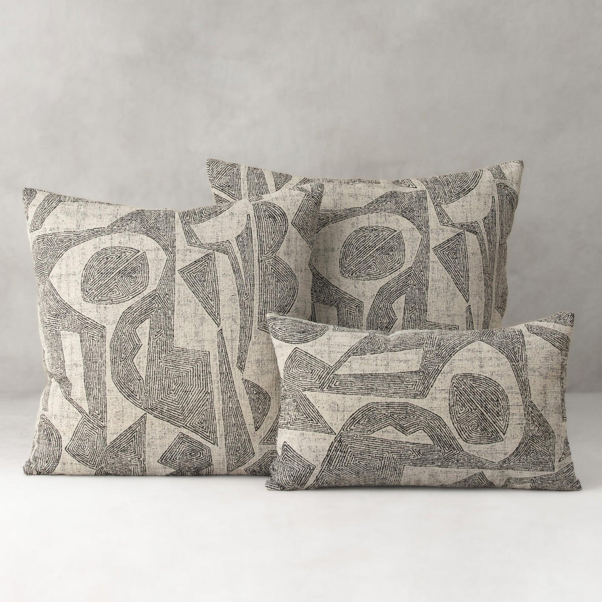 Elaine Smith Influence Ebony Black 20"x20" Decorative Pillow