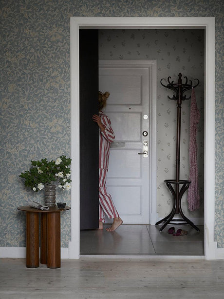 Scalamandre Linnea Misty Blue Wallpaper