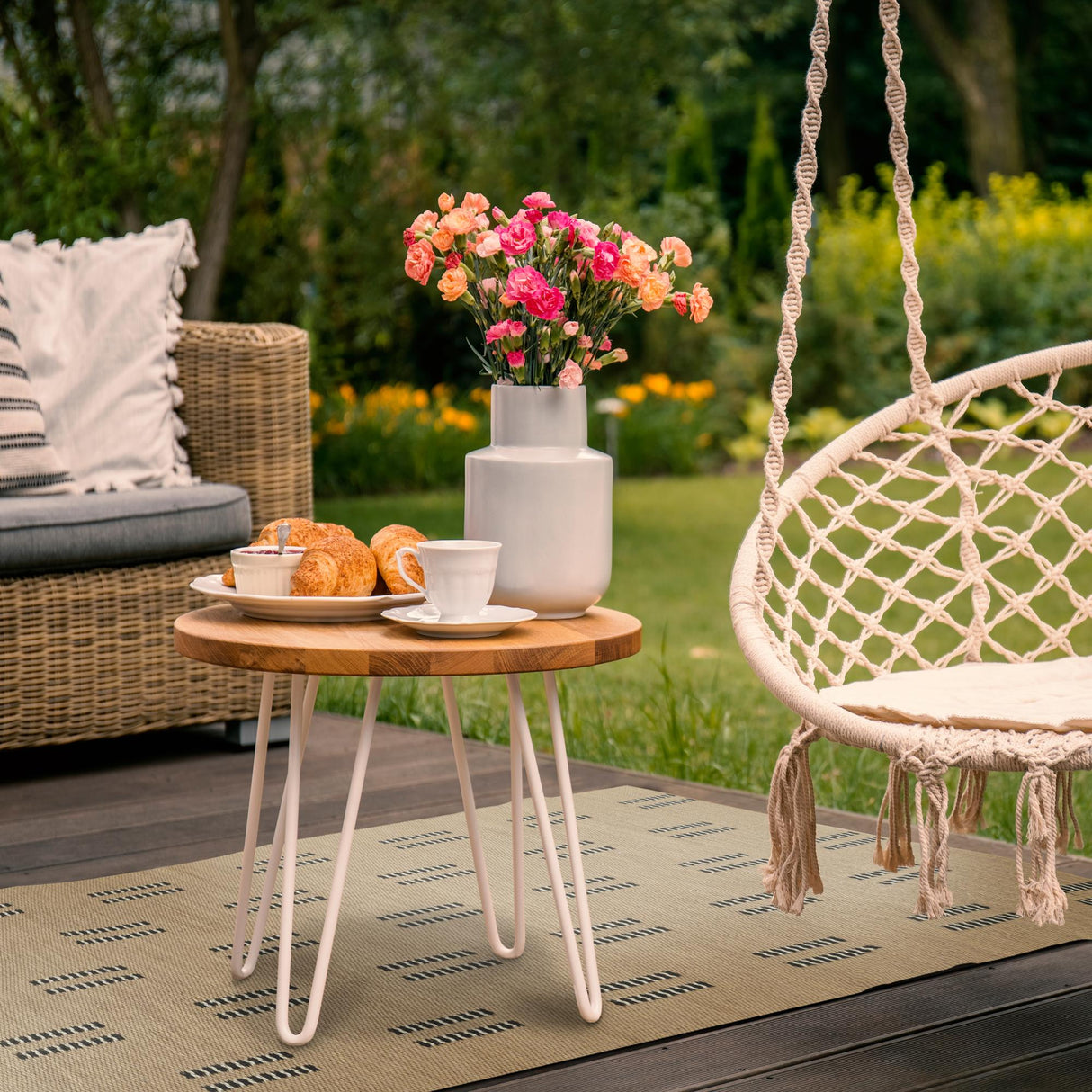 DecoratorsBest Dash Duo Espresso Blend 2'3" x 8' Reversible Runner Rug