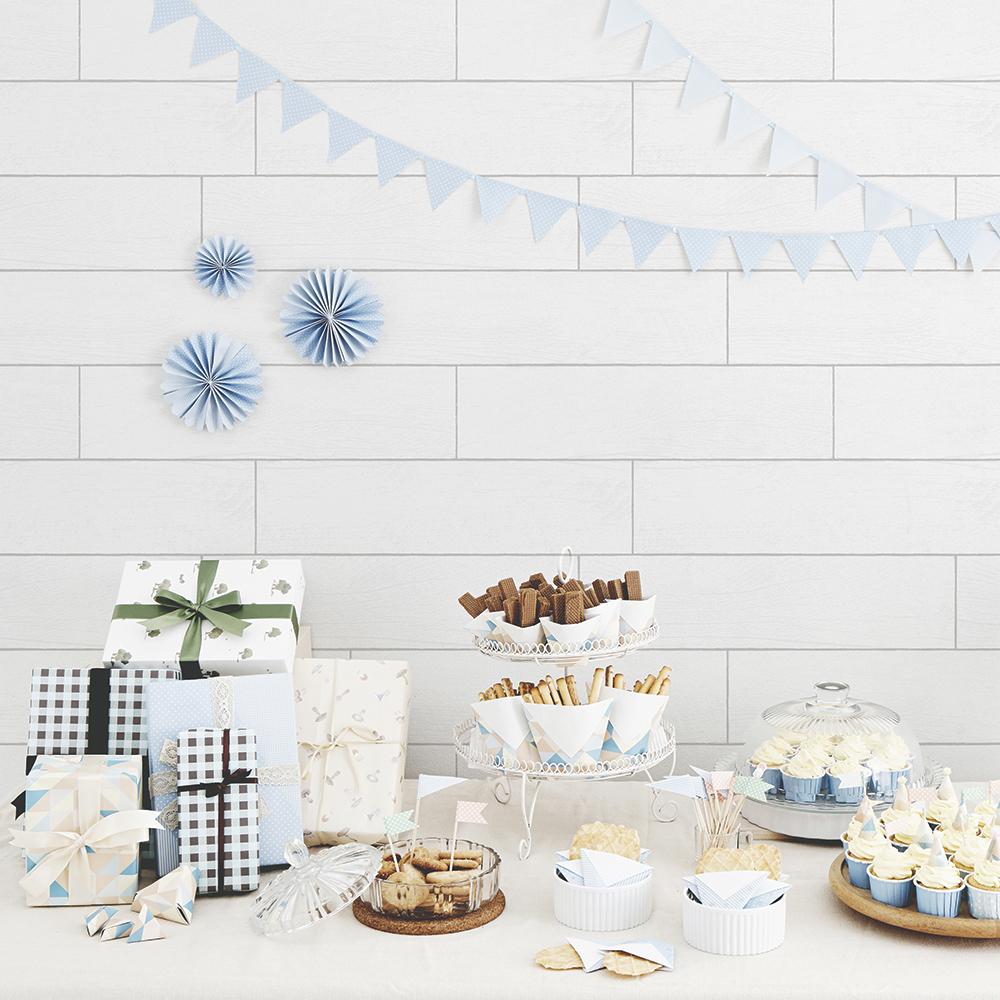 DecoratorsBest Shiplap Farmhouse White Peel and Stick Wallpaper, 28 sq. ft.