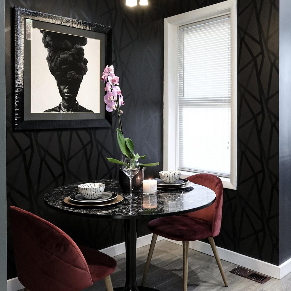 DecoratorsBest Lines by Genevieve Gorder Black Peel and Stick Wallpaper, 28 sq. ft.