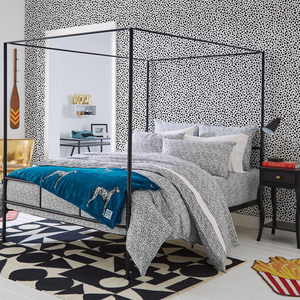 DecoratorsBest Dalmation Dots by The Novogratz Black and White Peel and Stick Wallpaper, 28 sq. ft.