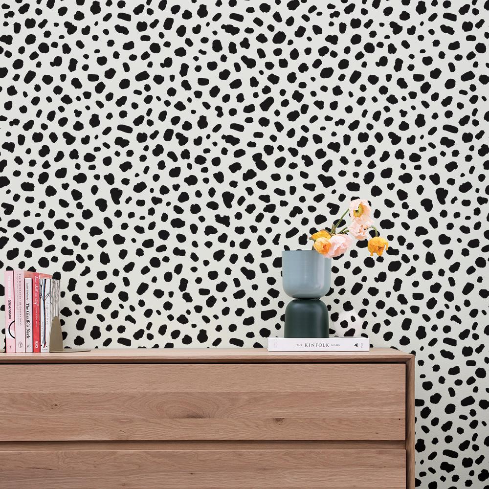 DecoratorsBest Dalmation Dots by The Novogratz Black and White Peel and Stick Wallpaper, 28 sq. ft.