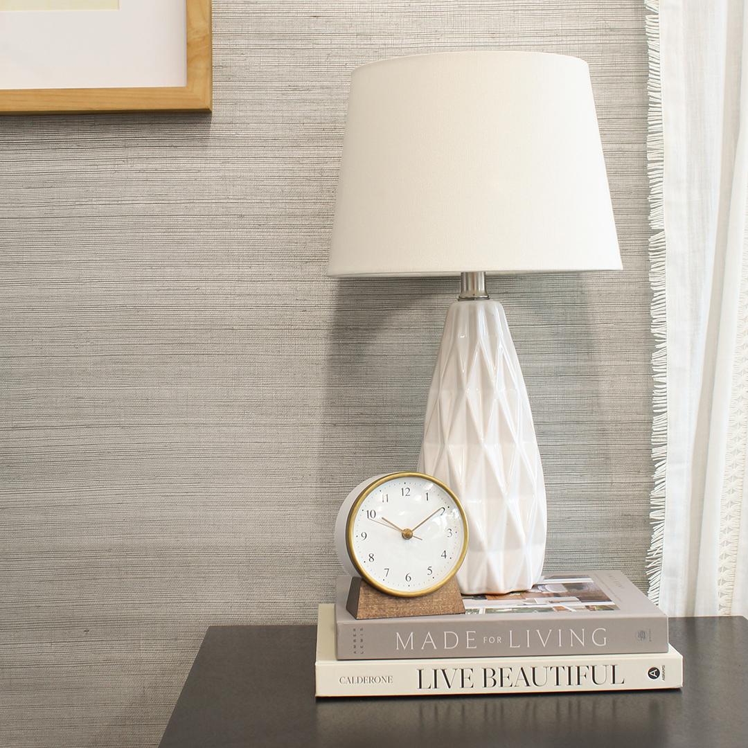 DecoratorsBest Grasscloth Sisal Gray and Silver Handwoven Wallpaper, 72 sq. ft.