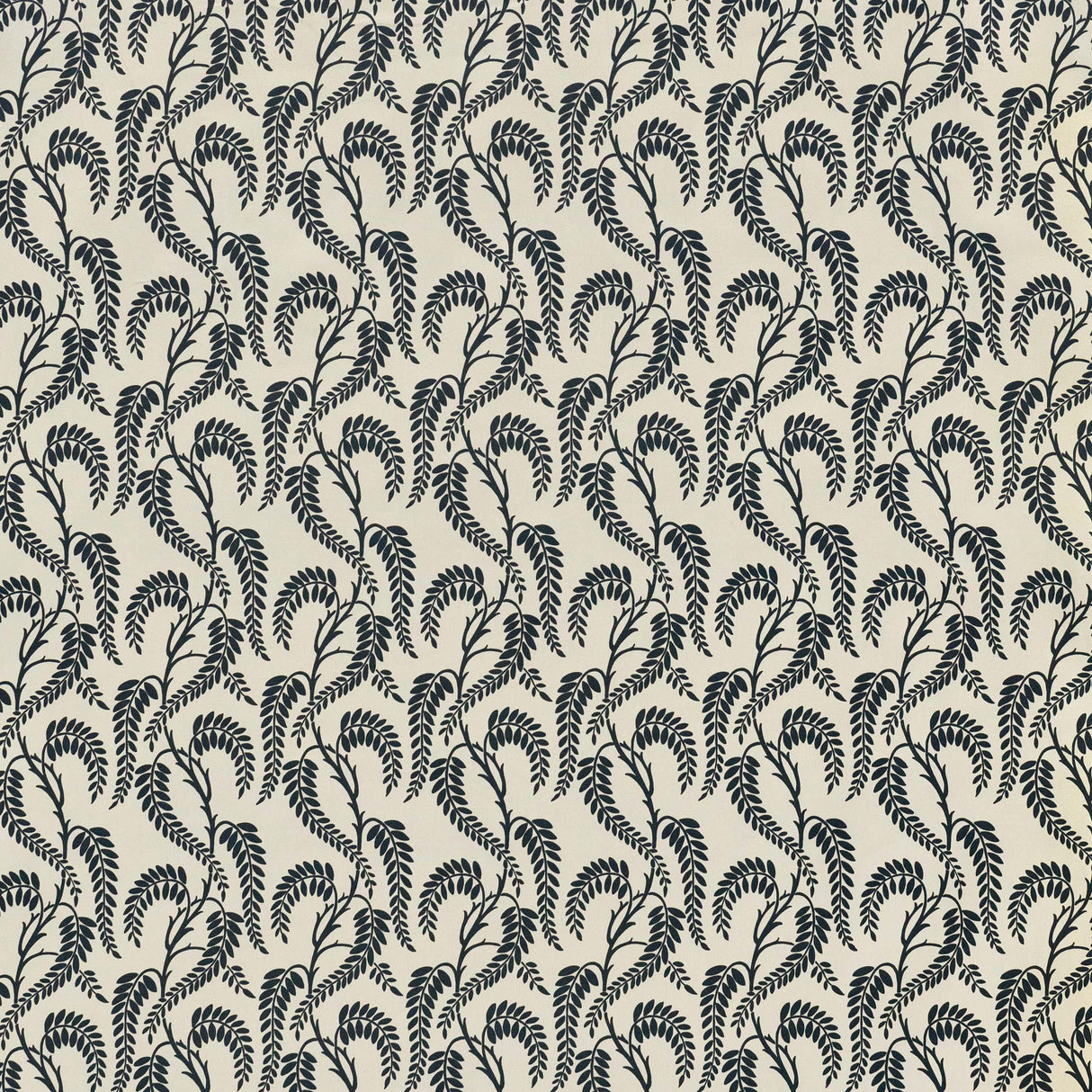 Lee Jofa WISTERIA NAVY ON WHITE Fabric
