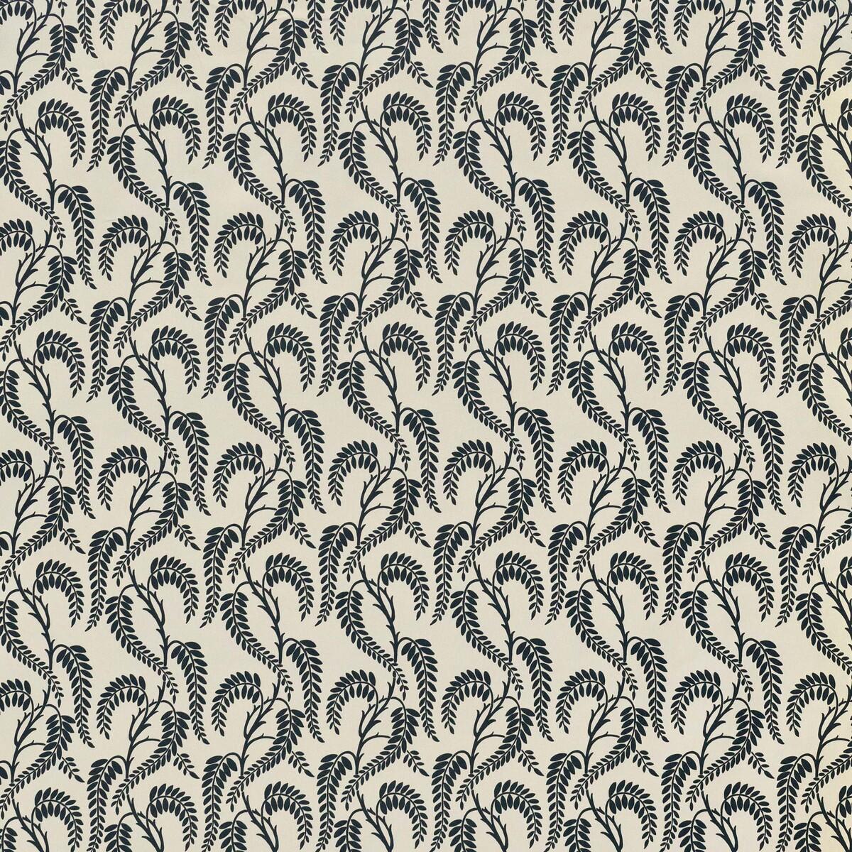 Lee Jofa WISTERIA NAVY ON WHITE Fabric