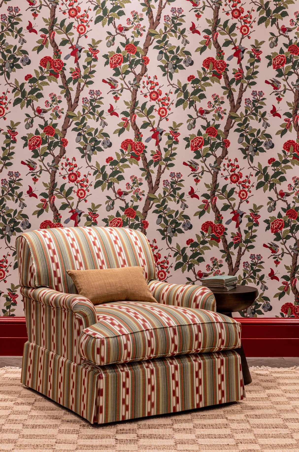 G P & J Baker ELDON RED/GREEN Wallpaper