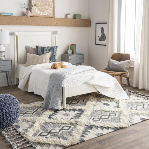 Surya Apache APA-2305 5' x 7'6" Rug