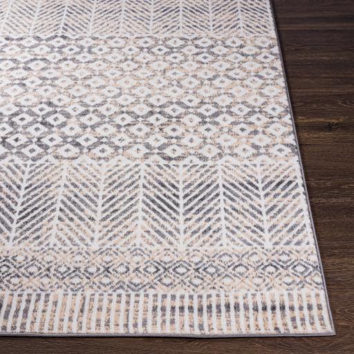 Surya Cesar CEG-2333 5'3" x 7' Rug