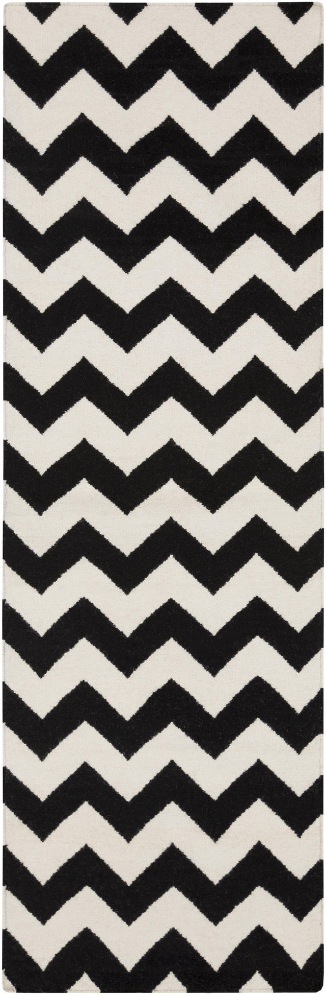 Surya Frontier FT-238 2'6" x 8' Rug