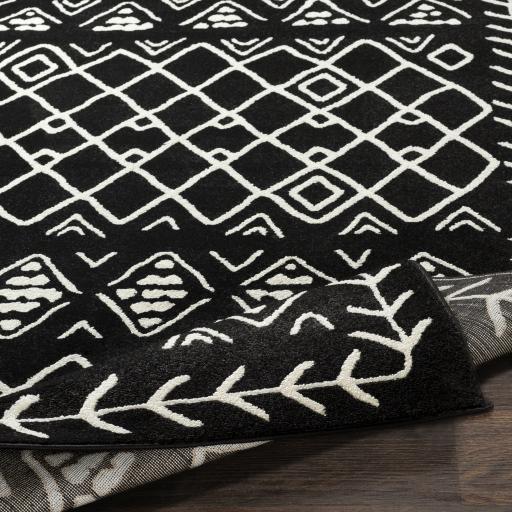 Surya Horizon HRZ-2313 Black Cream 7'10" Round Rug