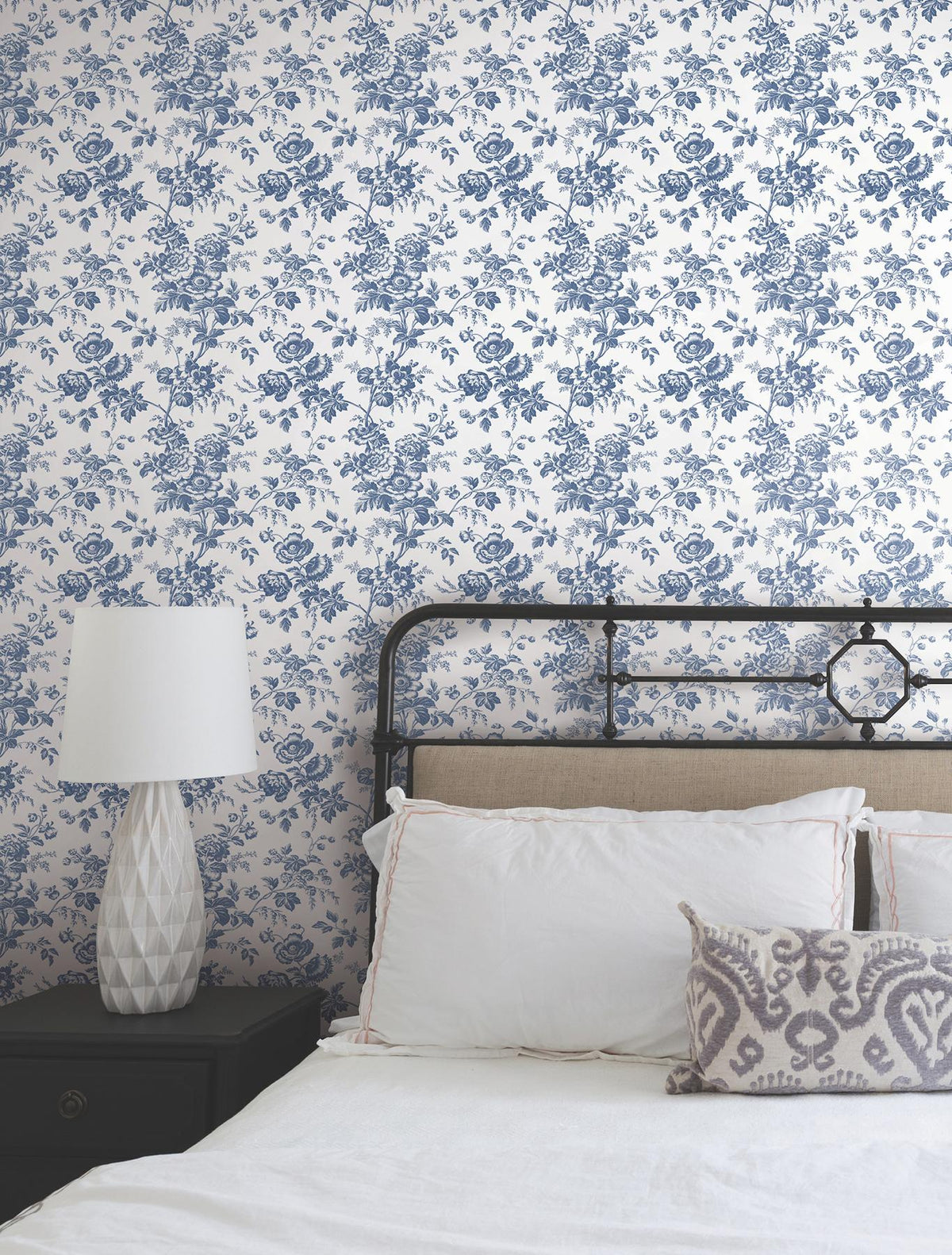 York Wallcoverings Anemone Toile Navy Wallpaper – DecoratorsBest